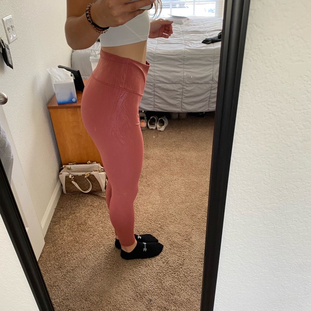 LULULEMON PATTERN WUNDER LEGGING